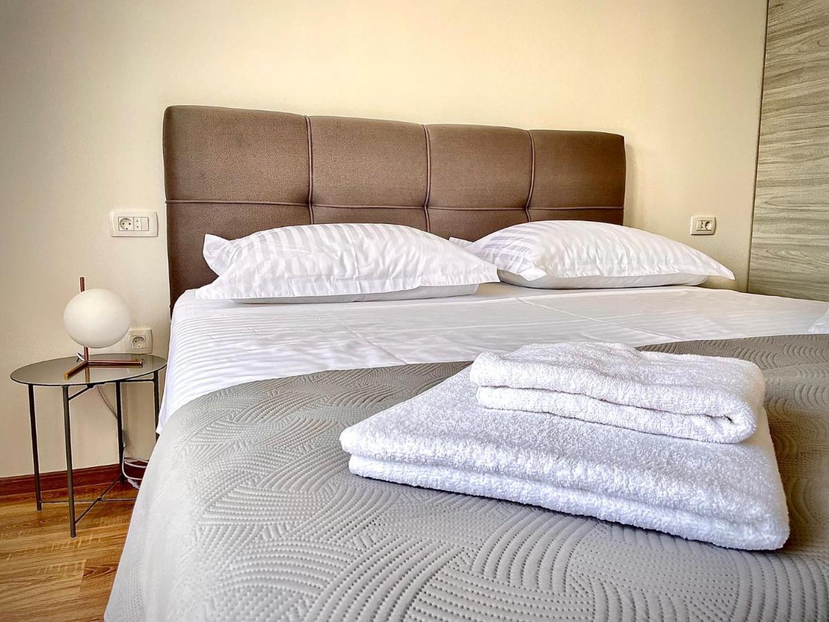 Studio Apartmani Kaja I Iva Sinj Exterior foto